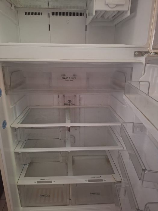 Продам холодильник