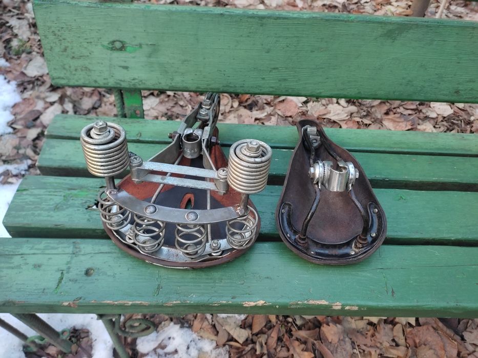 Șei bicicleta din piele naturală