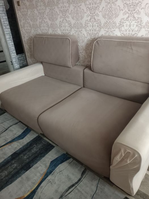 Диван состояние новый.