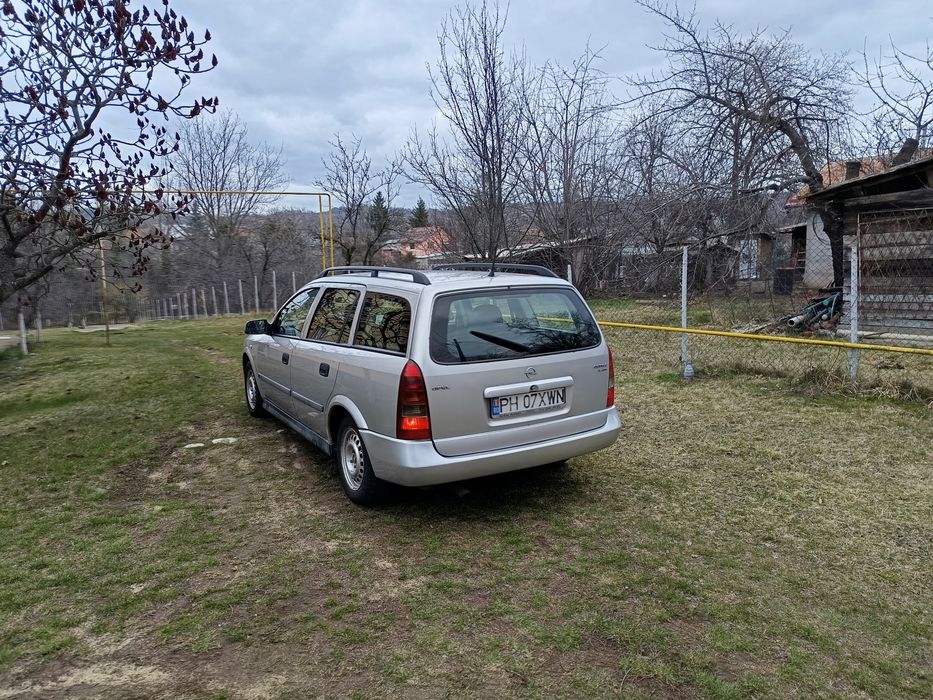 Opel Astra Caravan