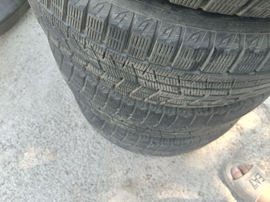 Зимни балон 215/55 R17