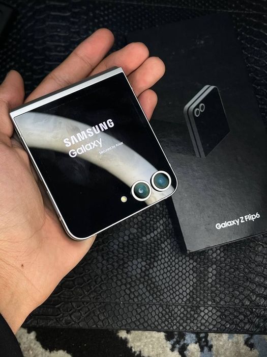 Samsung galaxy z flip 6 5G 12/256gb Korea