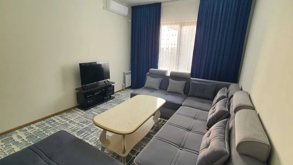 Сдаётся алмазар ситй 2 ком