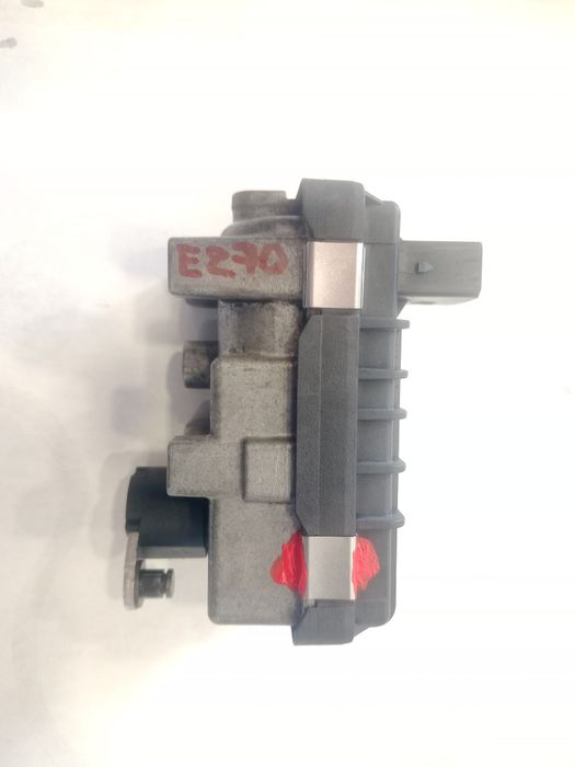 Актуатор, управление, моторче, турбо Мерцедес Е270CDI