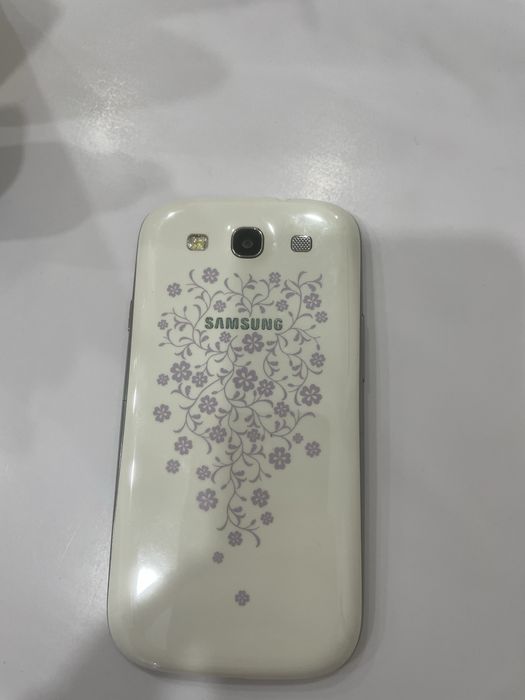 Продам телефон Samsung s3