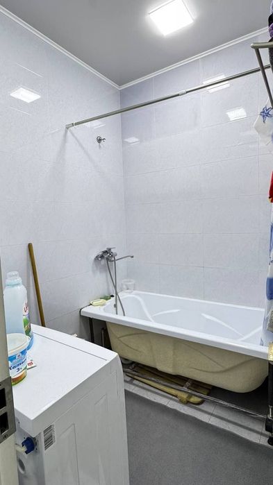 3/3/9 Сергели 7. Квартира 89 м², дом панельный. 2 балкона. Метро 400 м
