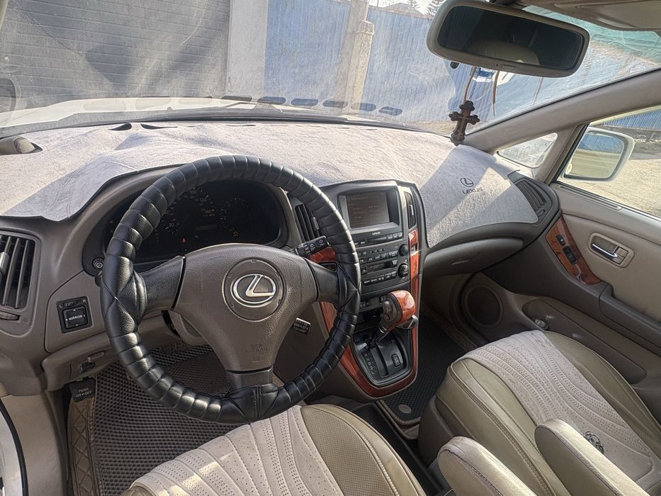Продам Lexus RX300
