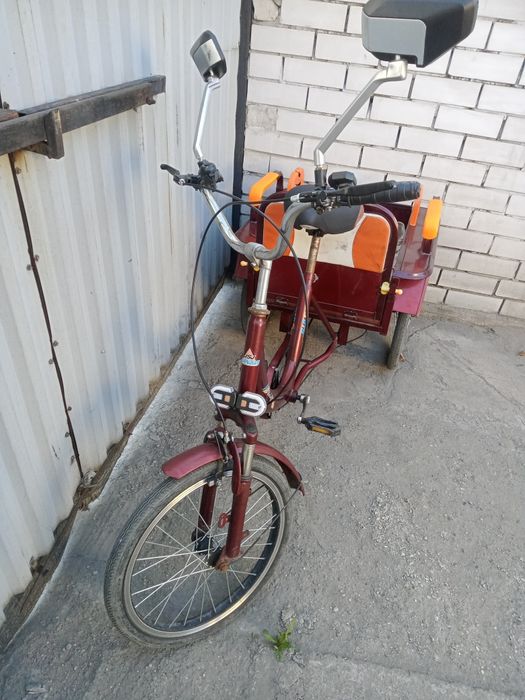 Продам трёхколёсный велосипед