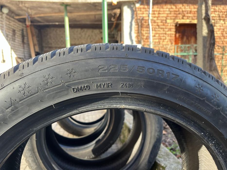 Зимни Гуми 225х50х17