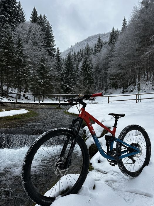 Vând bicicletă MTB Marin