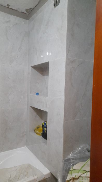 Ремонт  квартир  кафель ламинат двери