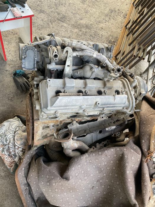 Матор тойото 200 4,7 2008