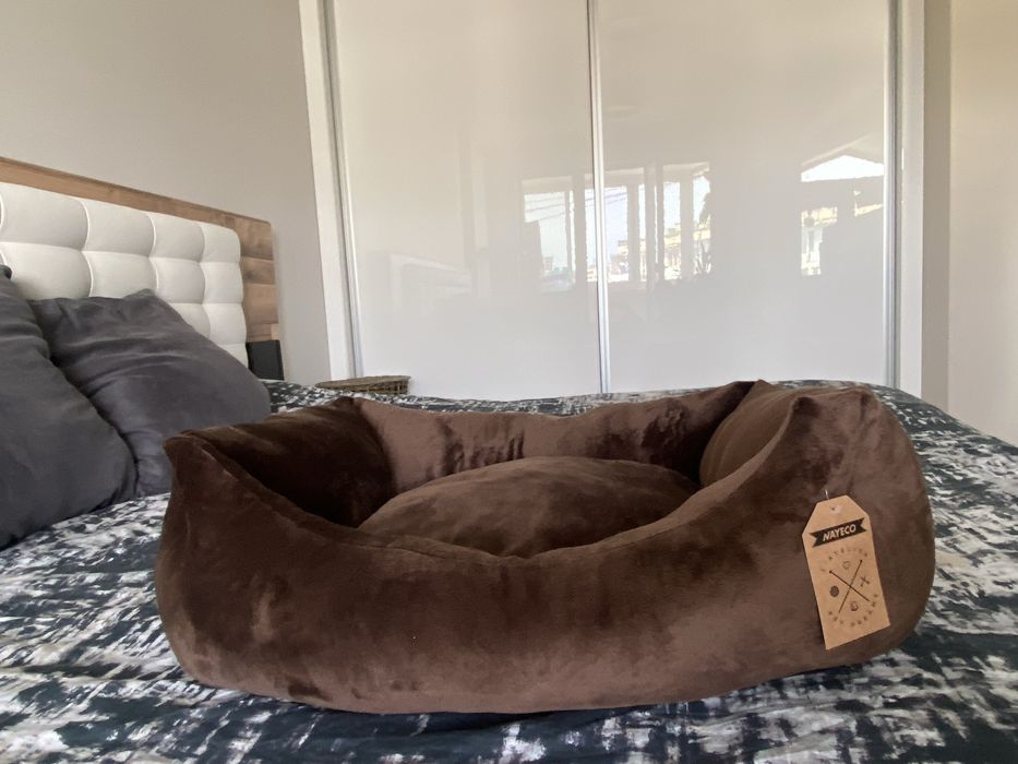 Легло с плюш за животни