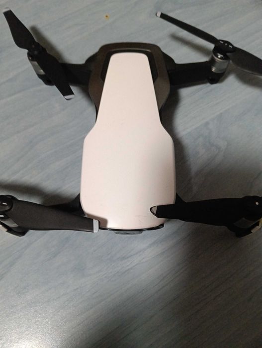 Vând dronă dji  in stare bună de funcționare