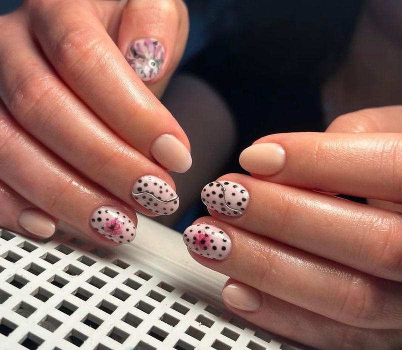 Unghii cu gel Brașov