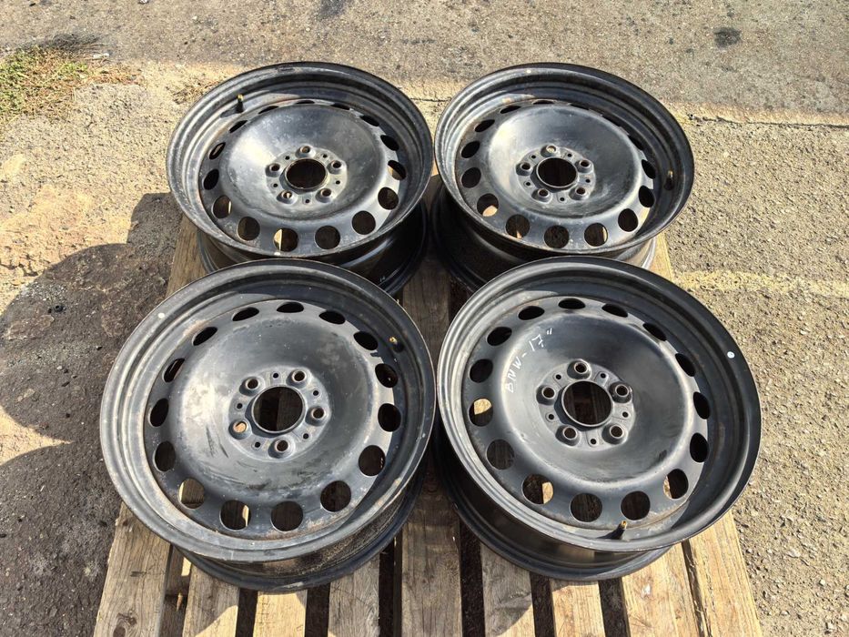 17 цола 5 х 120 мм БМВ Х1 / Е90 / Ф30 и други - 7,5 Инча / ЕТ 34