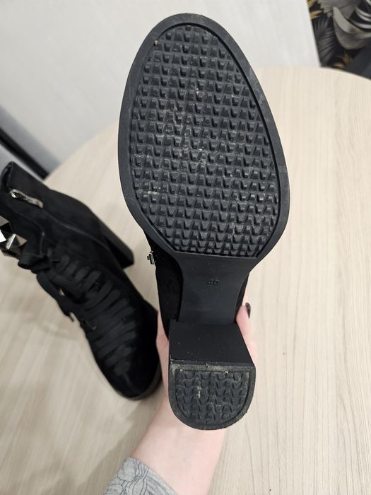 Новые ботильоны на каблуке