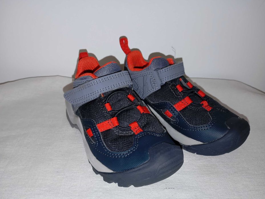 Маратонки Decathlon,25