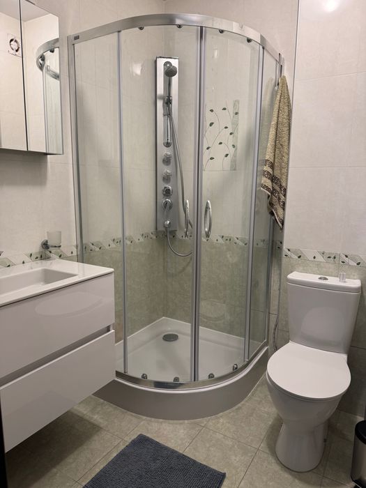 Дава се под наем Тристаен апартамент в Варна, Гръцка махала - 96 кв.м за 1200 € - Снимка #2