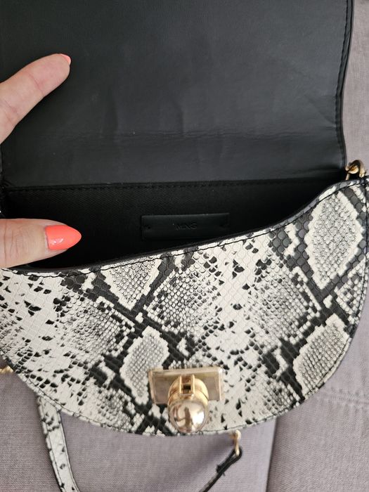 Различни видове дамски чанти