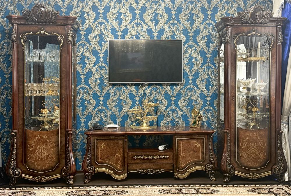 Стенка в гостиную