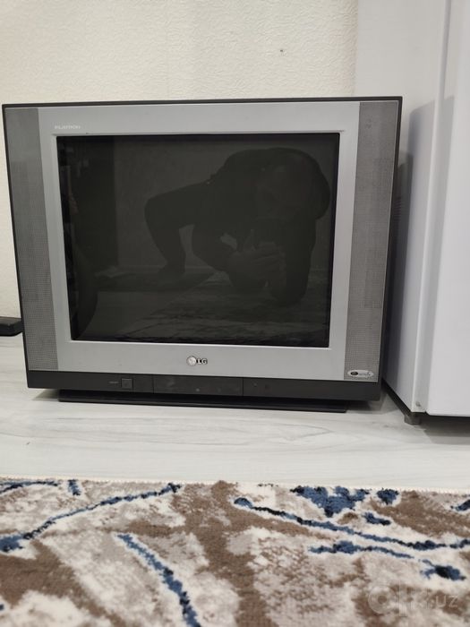 Lg Телевизор продается