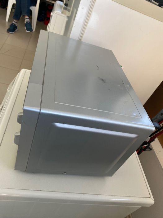 Микровълнова печка Panasonic -20 л,модел:NN-E221MM