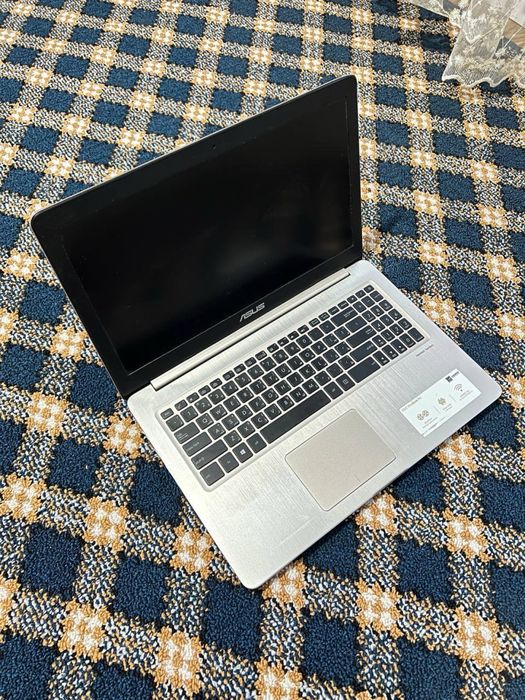 Asus Vivobook. Core i7