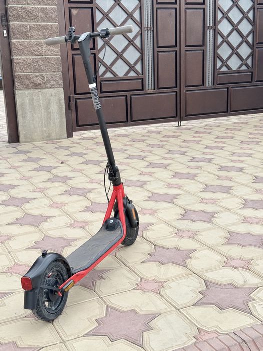 Электросамакат ninebot