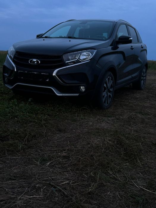 продам lada xray cross
