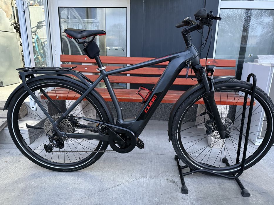 Електрически велосипед CUBE KATHMANDU 28/L