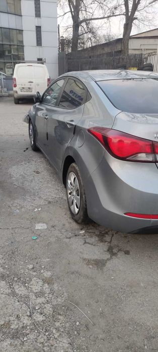 Dezmembrez Hyundai Elantra an 2016, 1.6 benzina, manuala
