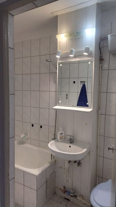 Garsoniera de închiriat