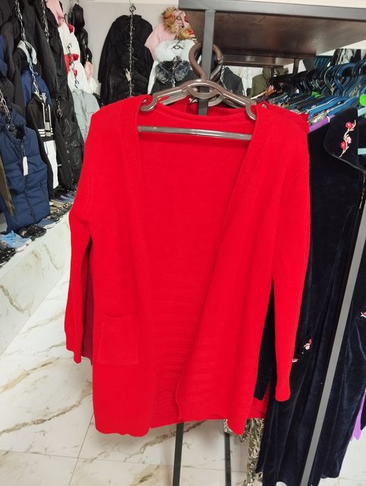 Ликвидация товаров Распродажа Продаю кофты производства Китай