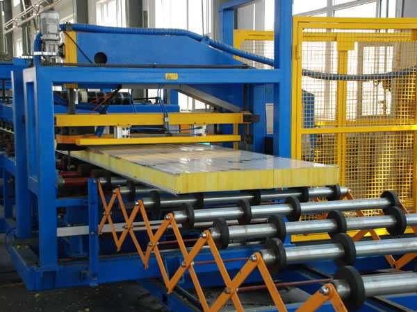 Стеновые сэндвич-панели