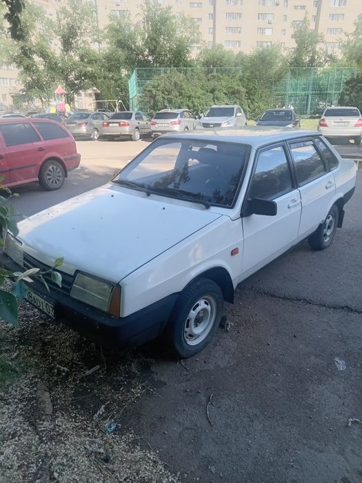 Продам ваз 21099