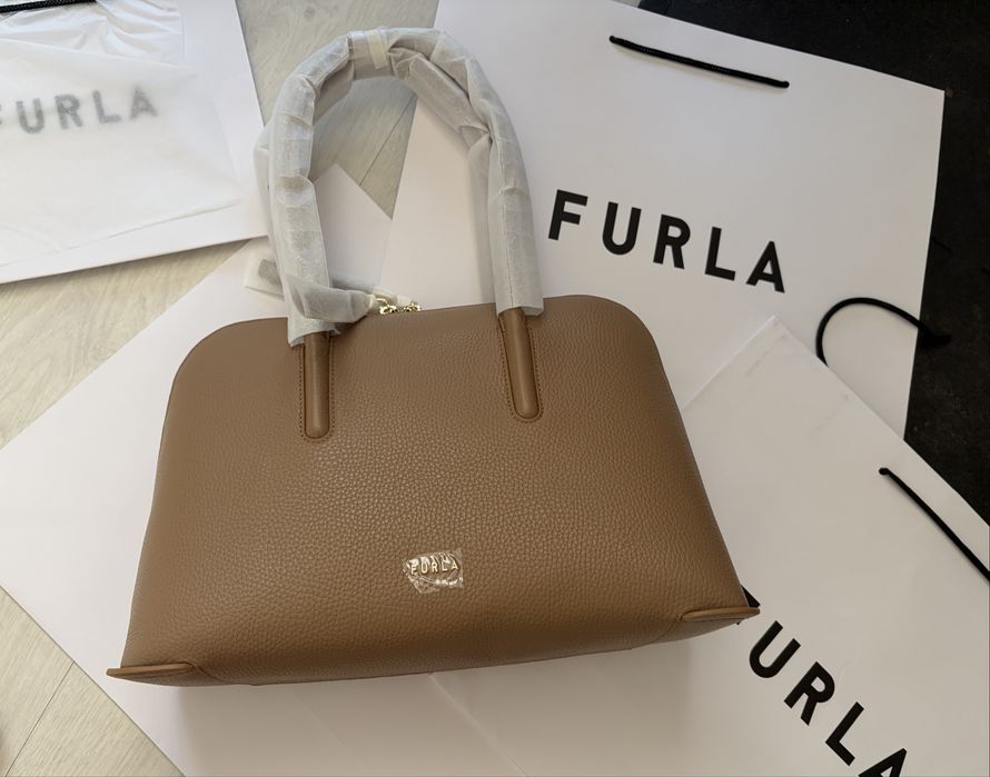 FURLA -нови оригинални