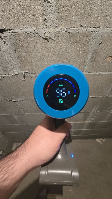 Продам пылесос dyson