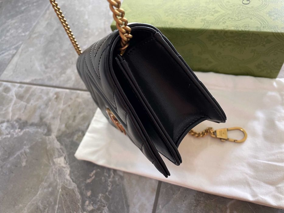 Gucci Малка Чанта Marmont Beloved Гучи Златно Gold GG логo Автентична