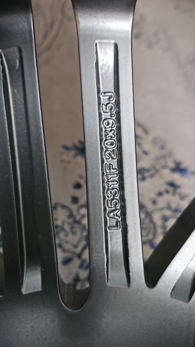 Продам диски новые