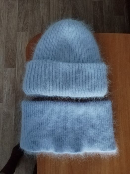 Продам шапку со снудом