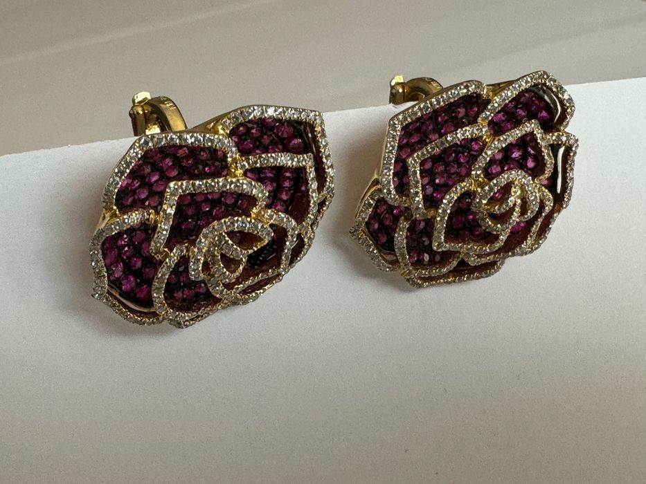 Феноменални 18К Златни Обеци с 4,4К Рубини и 3,2К Диаманти;  ТОП Цена!
