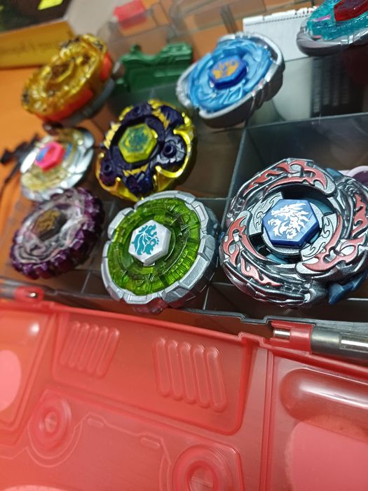 Colecție Beyblade