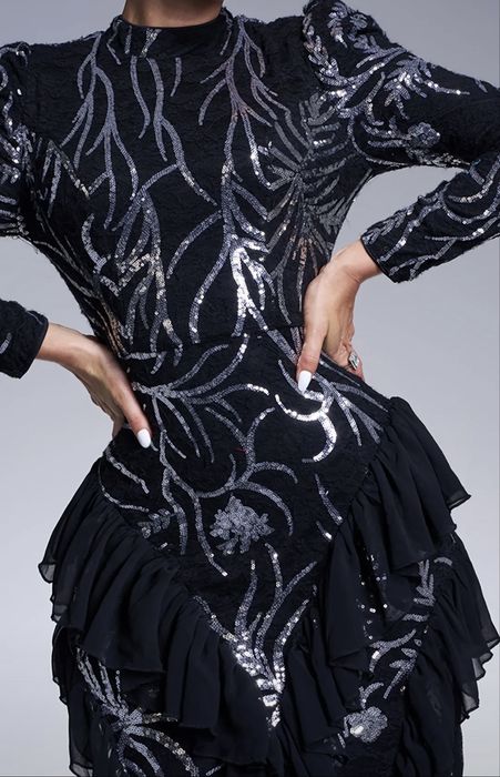 Продается вечернее платье в идеальном  состоянии