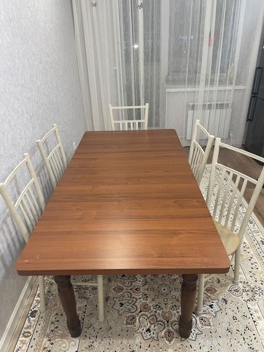 Продам стол и стулья
