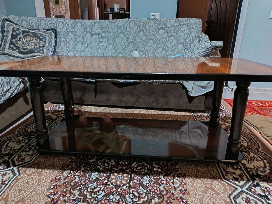 Стол для уголков