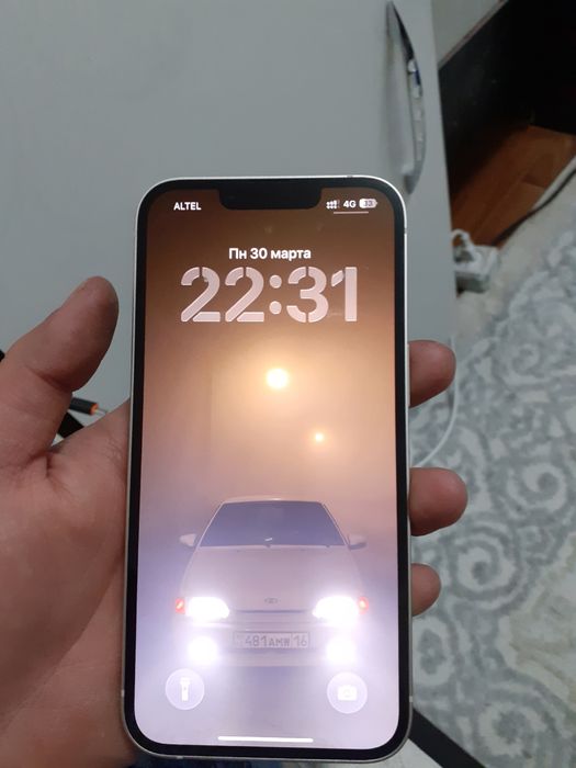 Продам айфон 13 128гб