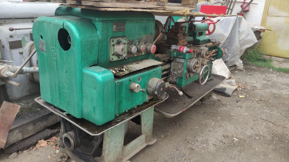 Токарный станок 1к62