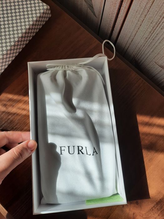 Продам кошелёк Furla в цвете purple