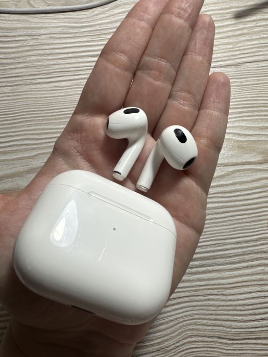 Продаю AirPods (3rd generation)